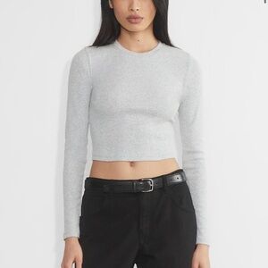 Aritzia / TNA Gray waffle thermal crop long sleeve top L
